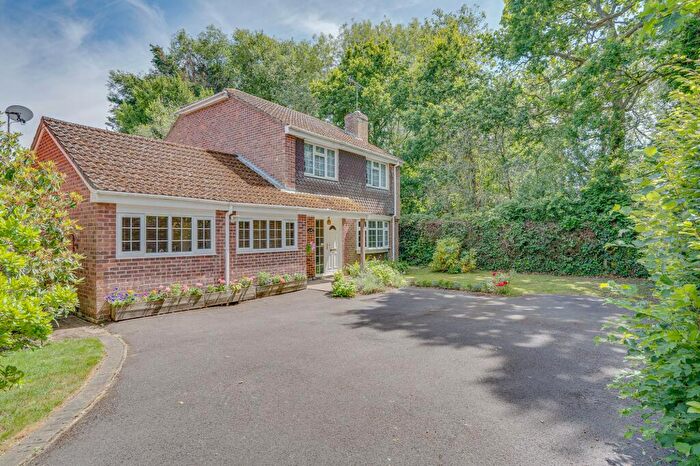 4 Bedroom Detached House For Sale In Clandon Drive, Boyatt Wood, SO50