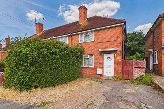 3 Bedroom End Of Terrace House For Sale In Ashmore Road, Reading, Berkshire, RG2