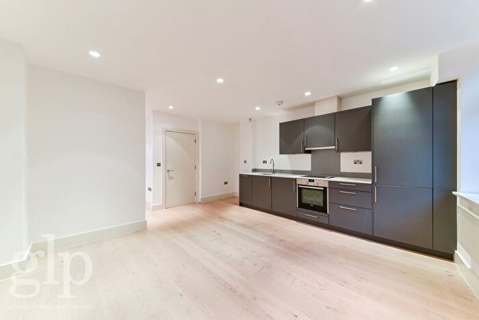 Studio To Rent In Lexington Street, Soho, W1F