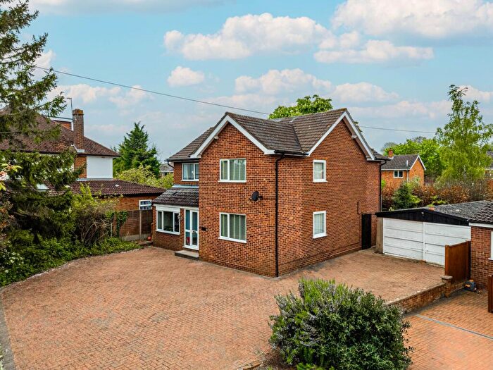 4 Bedroom Detached House For Sale In Northampton Road, Bromham, MK43