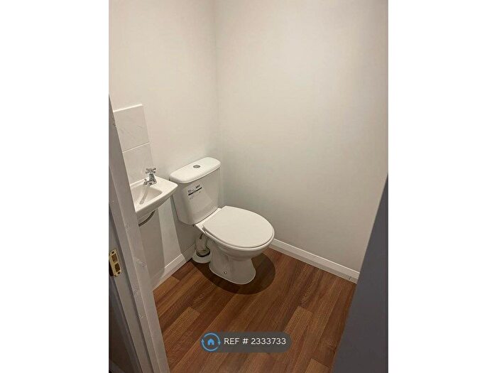 Studio To Rent In Balmoral Road, Gillingham, ME7