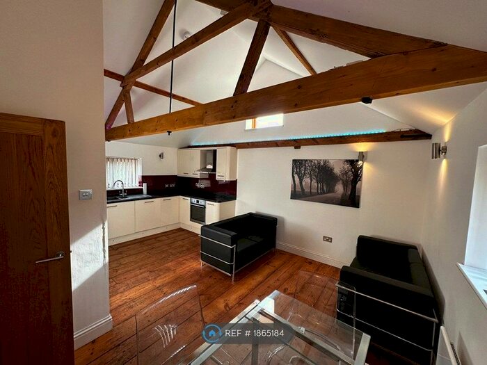 2 Bedroom Flat To Rent In The Grannary, Kenninghall, Norwich, NR16