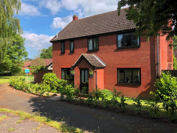 4 Bedroom Detached House For Sale In Gurdon Road, Grundisburgh, Woodbridge, IP13