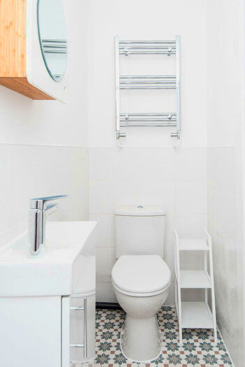 3 Bedroom House To Rent In Bath Road, Bristol, Bristol, BS4