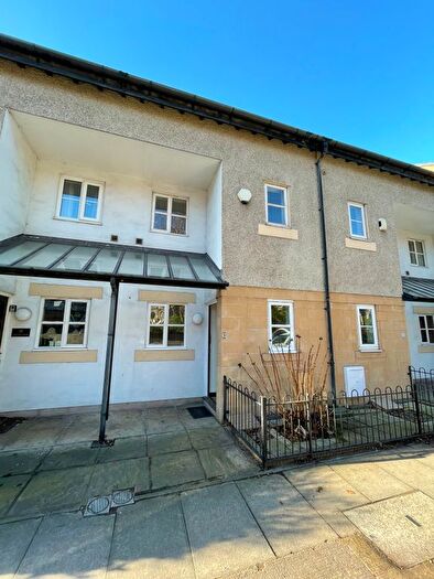 3 Bedroom Town House To Rent In Chiltern Court, Lancaster, LA1