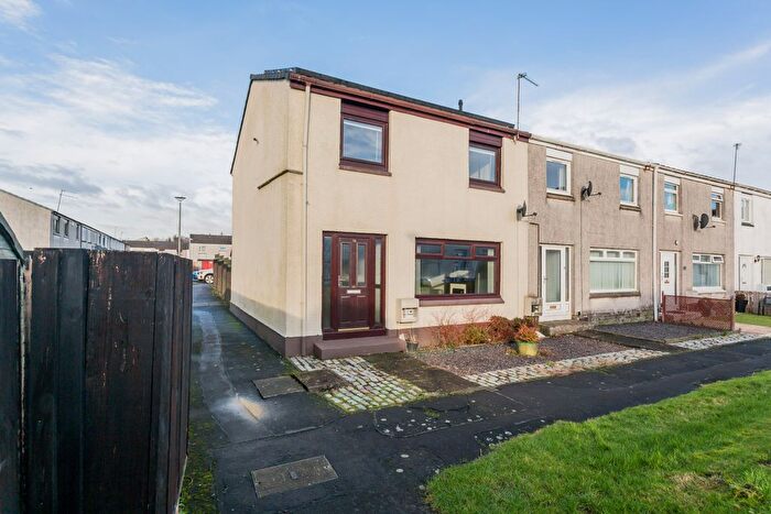 3 Bedroom End Terrace House For Sale In Russell Place, Linwood, PA3