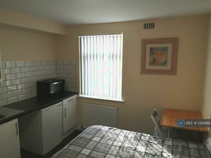 Studio To Rent In Harefield Road, Coventry, CV2