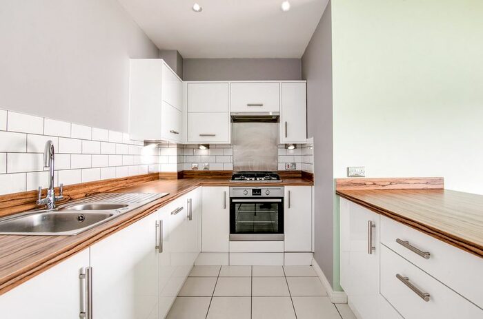 1 Bedroom Flat To Rent In Kensington Court, Highfield Road, Edgbaston, Birmingham, B15