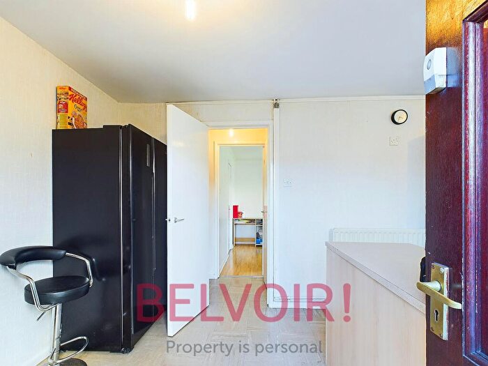 3 Bedroom Town House For Sale In Ladywell Road, Tunstall, Stoke-on-Trent, ST6