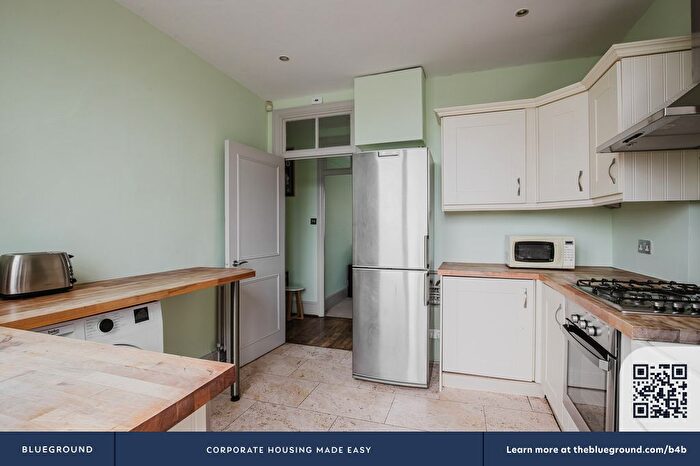 2 Bedroom Flat To Rent In Chelsea, London, SW10