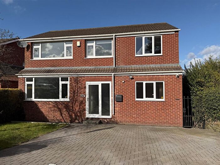 4 Bedroom Detached House For Sale In Salisbury Road, Dronfield, S18