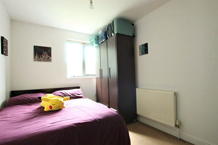 2 Bedroom Apartment To Rent In Troy Road, Morley, LS27