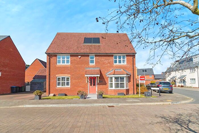 4 Bedroom Detached House For Sale In Ivernia Avenue, Brooklands, Milton Keynes, MK10