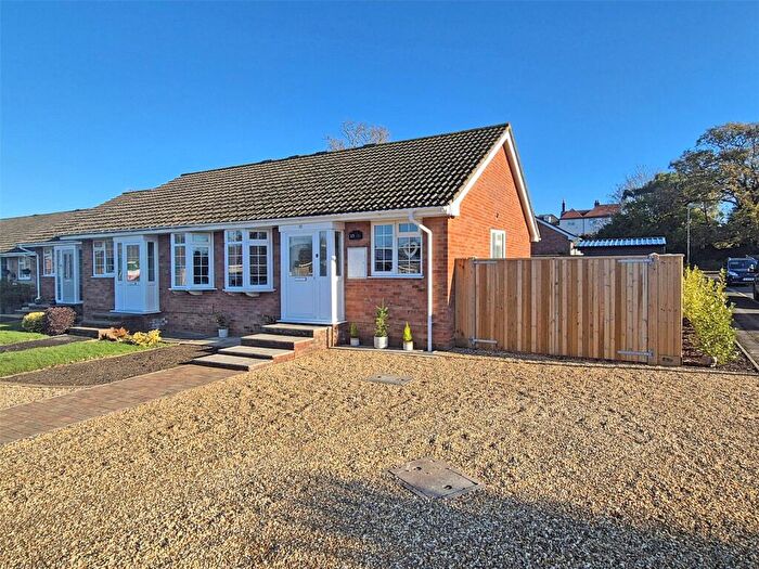 2 Bedroom Bungalow For Sale In Oak Road, New Milton, Hampshire, BH25