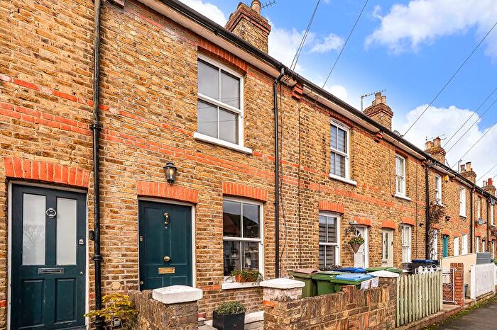 2 Bedroom Terraced House For Sale In Alexandra Road, Thames Ditton, KT7