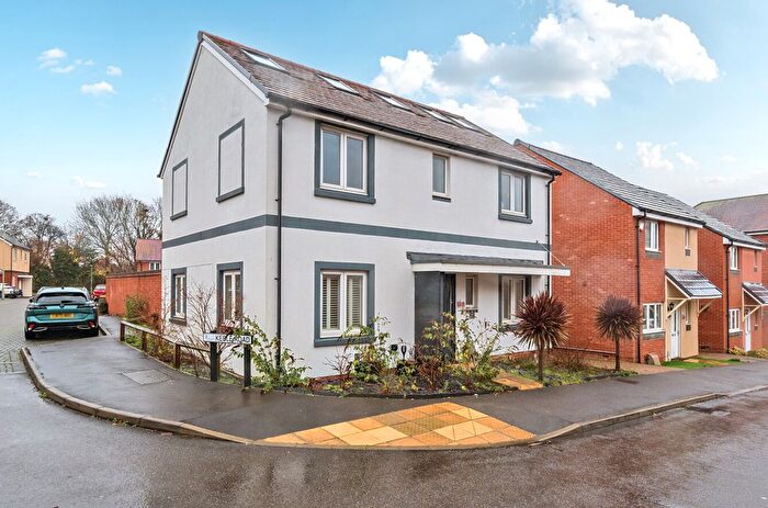 5 Bedroom Detached House For Sale In St. Catherine Road, Basingstoke, Hampshire, RG24