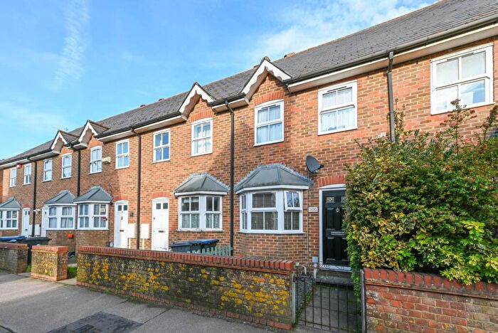 3 Bedroom Terraced House For Sale In Gordon Road, Canterbury, CT1