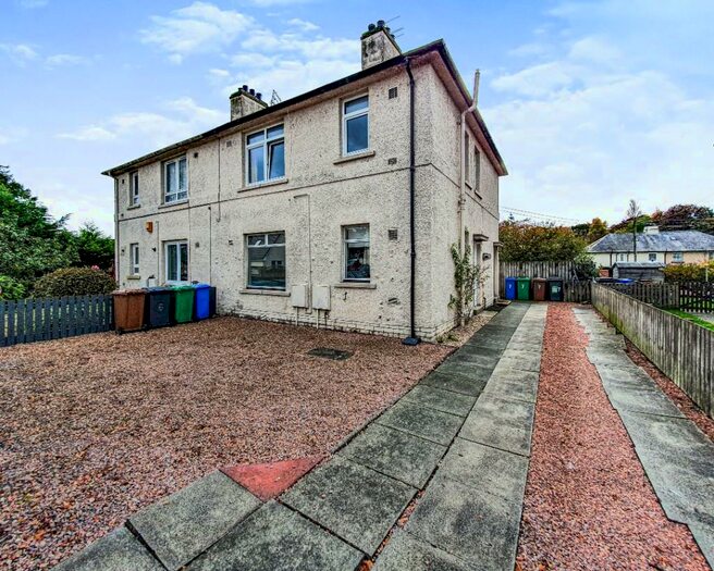 2 Bedroom Flat To Rent In Croft Crescent, Glenrothes, Fife, KY7