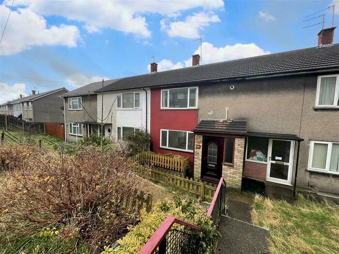 2 Bedroom Commercial Guest House To Rent In Manor Way, Risca, Newport, NP11