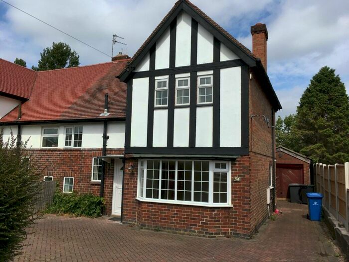 3 Bedroom Semi-Detached House To Rent In Bedroom Semi-Detached House, Corden Avenue, Mickleover, DE3