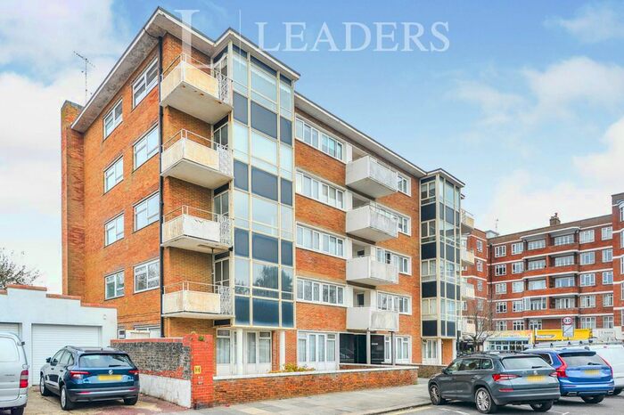 1 Bedroom Flat To Rent In Princes Court, Princes Avenue, Hove BN3