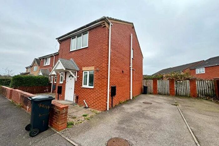 2 Bedroom Semi-Detached House To Rent In Hedgerow Road, Leicester, LE3
