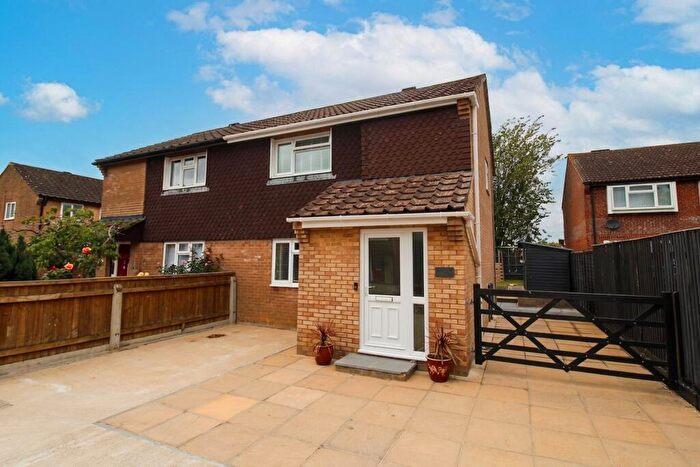 2 Bedroom Semi-Detached House For Sale In Capulet Road, Salisbury, SP1
