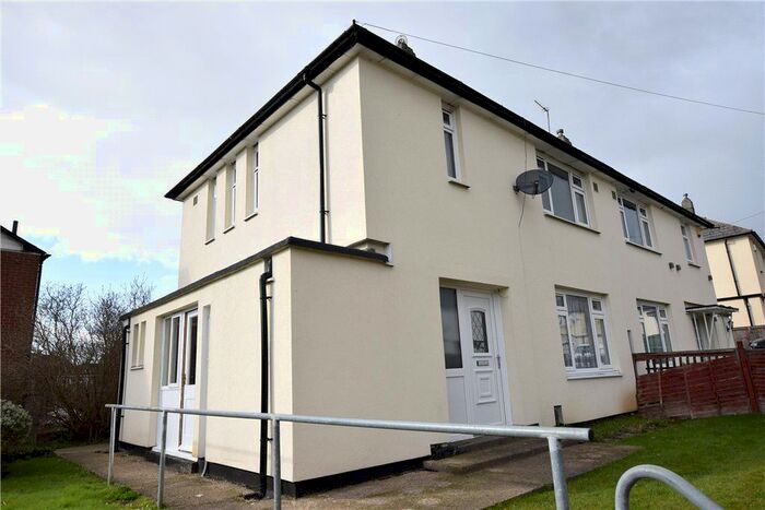 2 Bedroom Semi-Detached House To Rent In Alderton Rise, Moortown, Leeds, West Yorkshire LS17