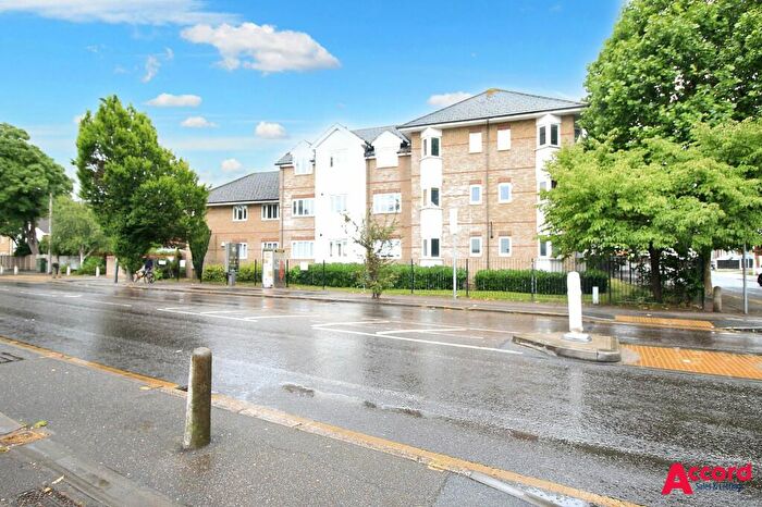2 Bedroom Flat To Rent In London Road, Romford, RM7