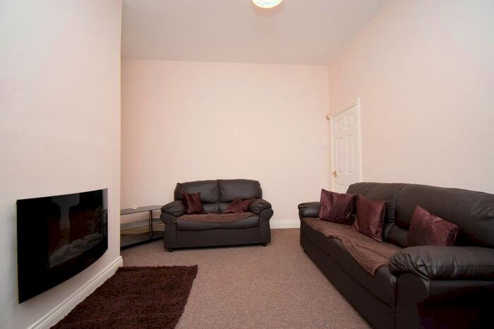 2 Bedroom Flat To Rent In Addycombe Terrace, Newcastle Upon Tyne NE6