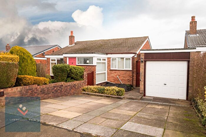 3 Bedroom Detached Bungalow For Sale In Thirlmere Close, Frodsham, WA6