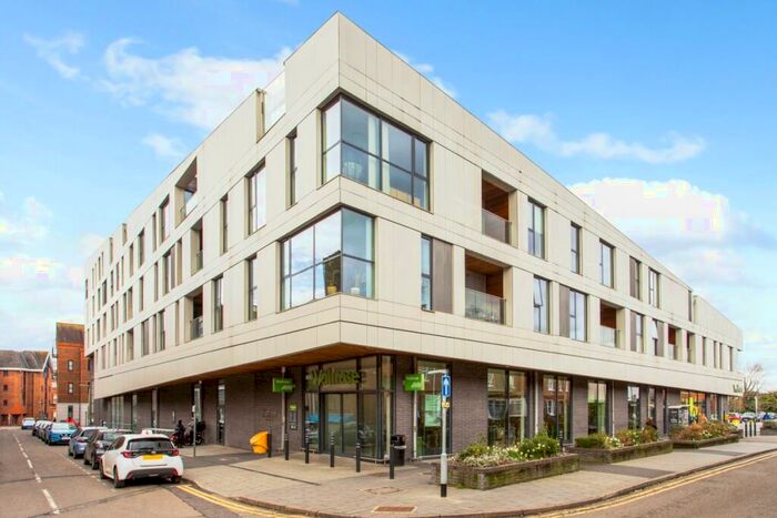 2 Bedroom Flat To Rent In Leapale Lane Guildford, GU1