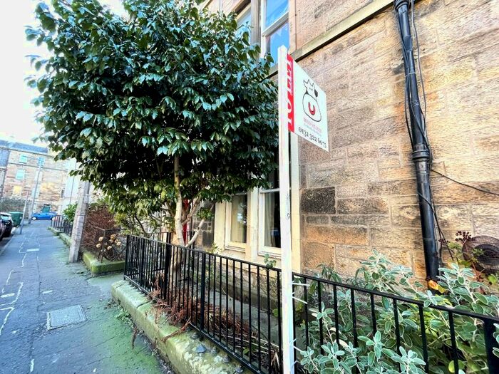 1 Bedroom Flat To Rent In Blackwood Crescent, Newington, Edinburgh, EH9