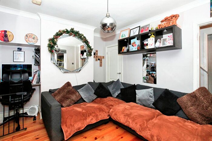 2 Bedroom Semi-Detached House For Sale In Lincoln Road, Werrington, Peterborough, PE4