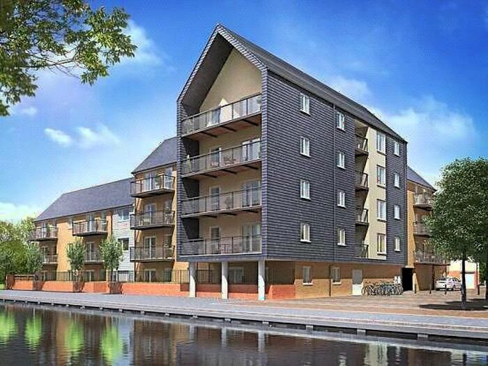 2 Bedroom Apartment To Rent In Cressy Quay, Chelmsford, Essex, CM2