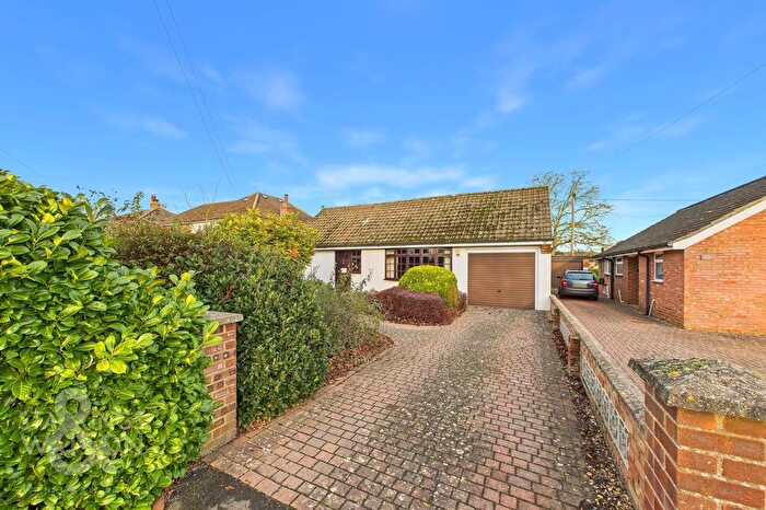 3 Bedroom Detached Bungalow For Sale In New Road, Hethersett, Norwich, NR9