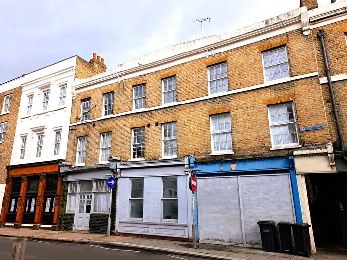 1 Bedroom Flat To Rent In West Street, Gravesend, DA11