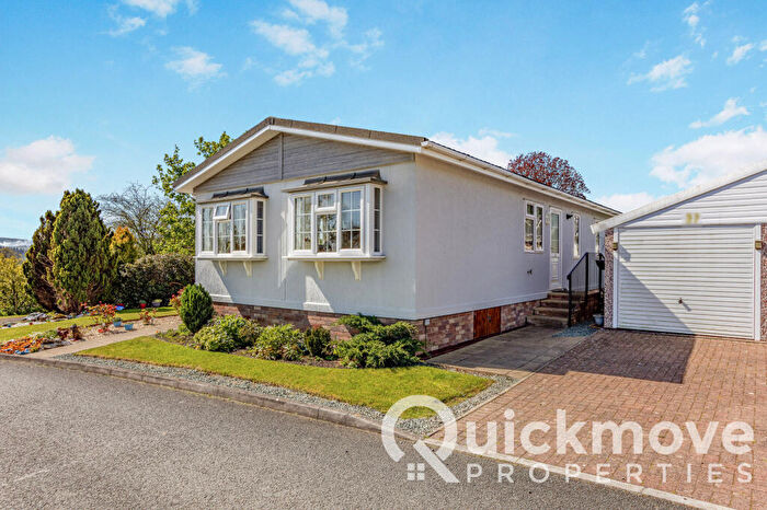 2 Bedroom Park Home For Sale In Builth Wells, Wales, LD2