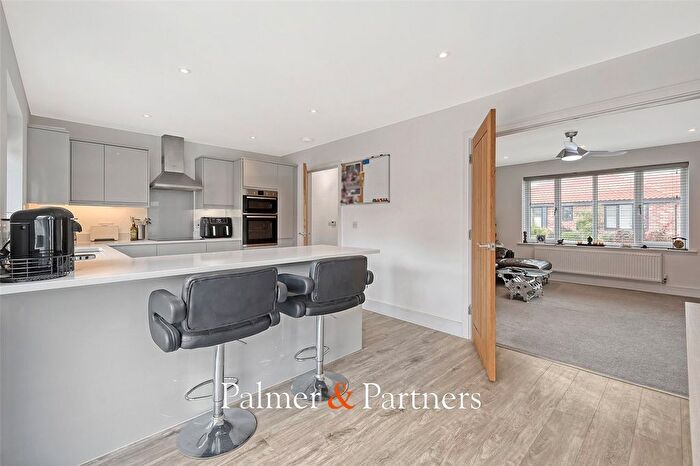 2 Bedroom Bungalow For Sale In Meadow Close, Elmstead, Colchester, Essex, CO7
