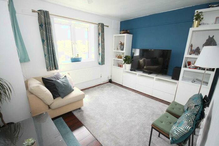 2 Bedroom Flat To Rent In Baizdon Road, London, SE3