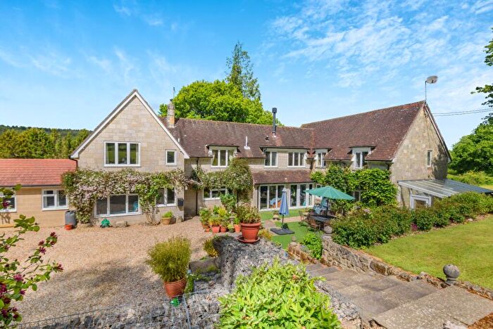 5 Bedroom Detached House For Sale In High Street, Ansty, Salisbury, Wiltshire, SP3