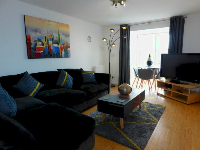2 Bedroom Flat To Rent In Beach Boulevard, City Centre, Aberdeen, AB24