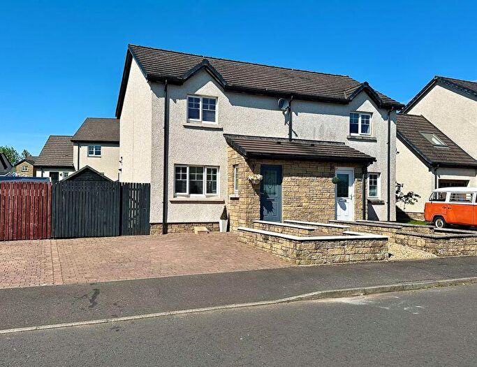 2 Bedroom Semi-Detached Villa For Sale In Knowe View, Ochiltree, KA18