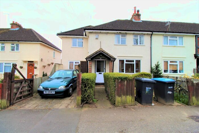 5 Bedroom Semi-Detached House To Rent In Magna Road, Englefield Green, Egham, TW20