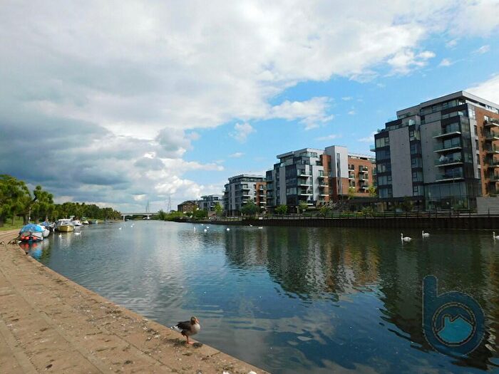 2 Bedroom Flat To Rent In East Station Road, Peterborough, Cambridgeshire, PE2