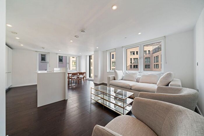 2 Bedroom Flat To Rent In Eagle Point, City Road, London, EC1V