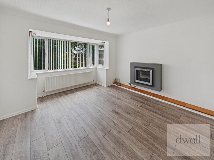 2 Bedroom Detached House To Rent In Hesketh Mount, Leeds, LS5