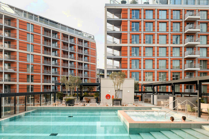 3 Bedroom Apartment To Rent In Urban Rest, Battersea, SW11