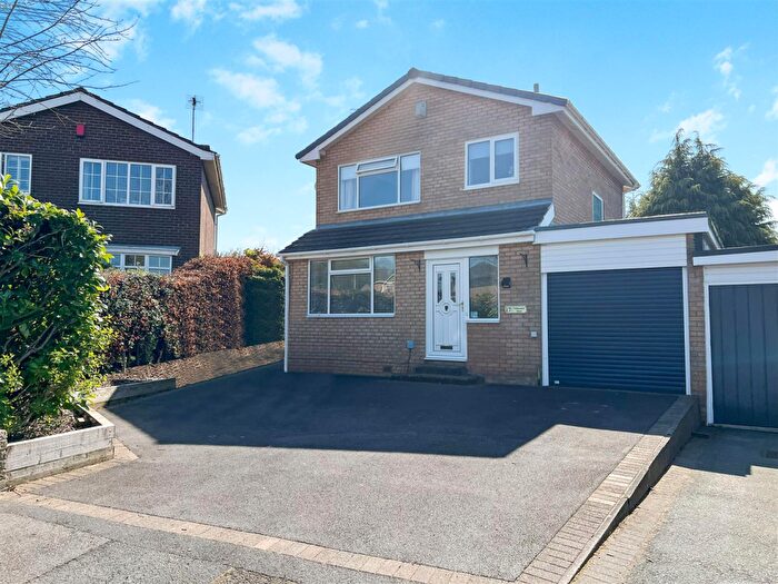 3 Bedroom Link Detached House For Sale In Malhamdale Road, Congleton, CW12