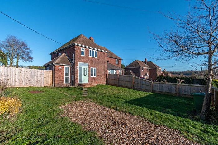 3 Bedroom Semi-Detached House For Sale In West Street, North Creake, NR21